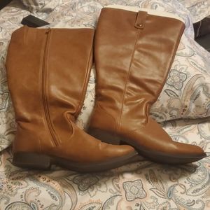 Old Navy brand  Wide knee high boots